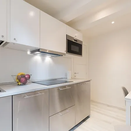 Masai - One Bedroom Flat 1St Floor By Train Station Florença Exterior foto
