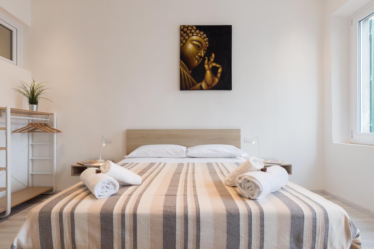 Masai - One Bedroom Flat 1st Floor By Train Station * Florenz